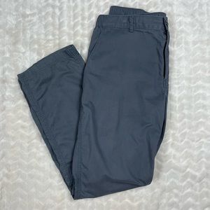 GUC- Roundtree and Yorke Casual Pants- Mens size 36 x 32- Gray